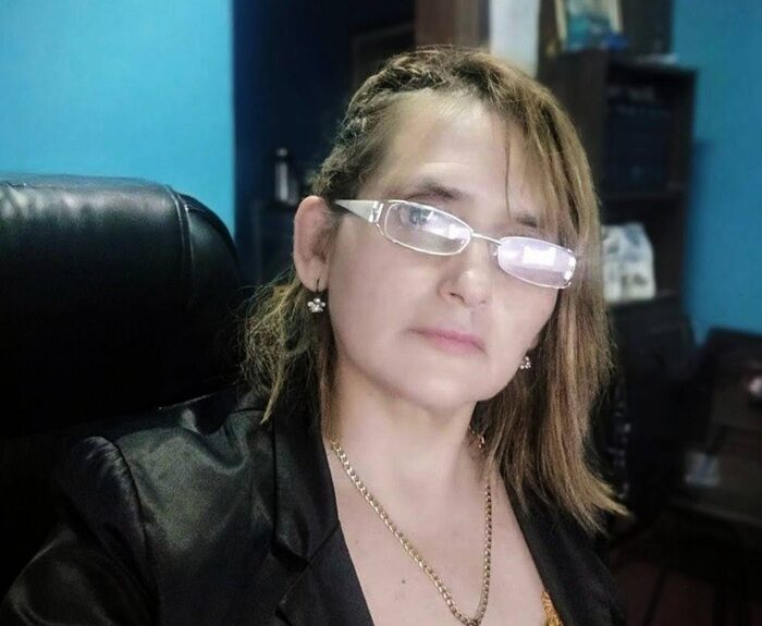 Dra. Gloria E. Hansen