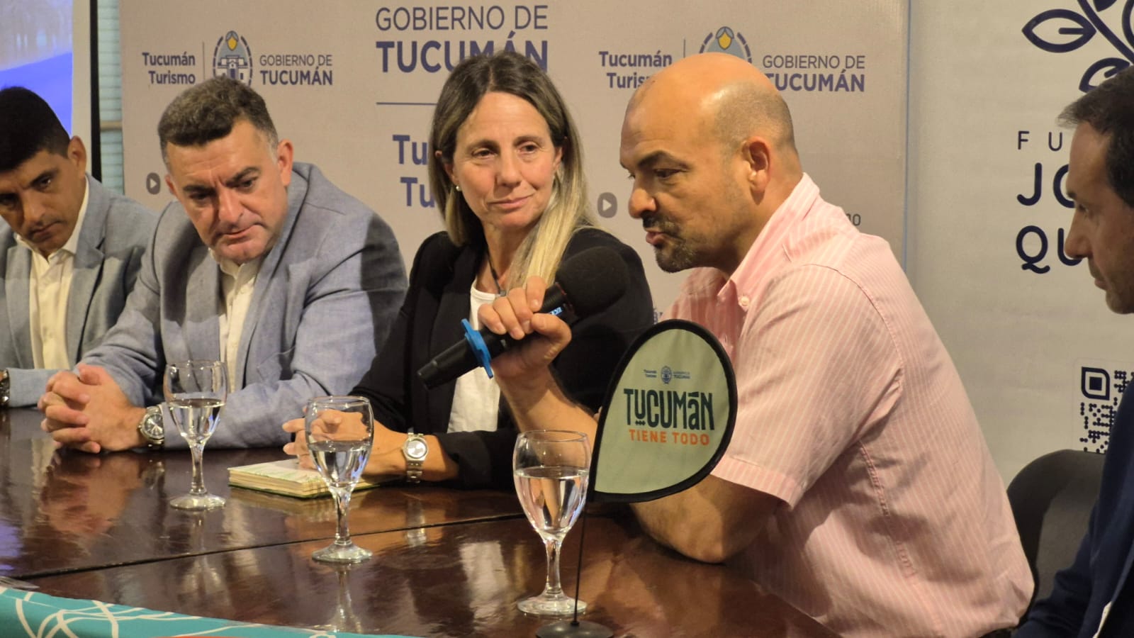 SevenJoaquinQuintana2