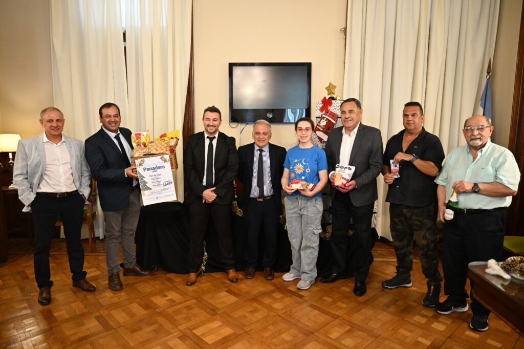 Lanzamiento de la Canasta Navideña