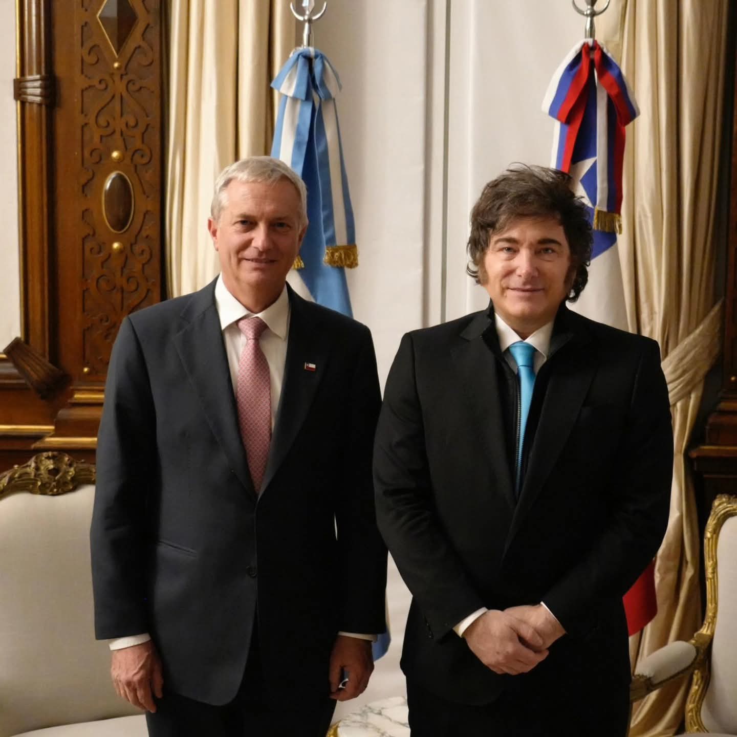 El Presidente de Argentina Javier Milei, recibió al Presidente electo de Chile José Antonio Kast