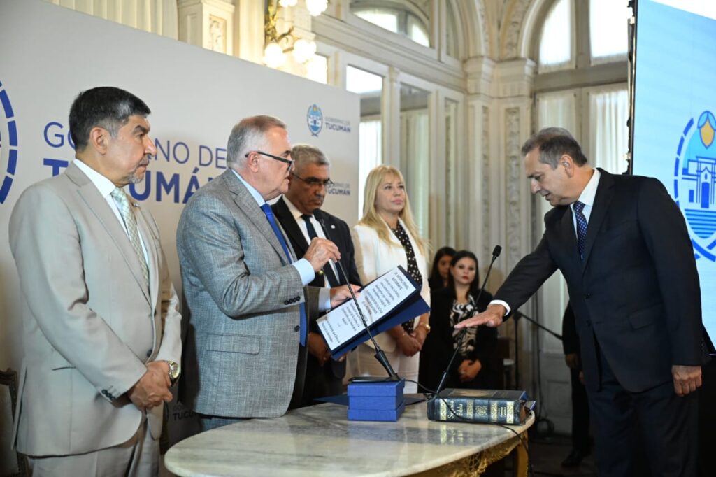 Jura de las nuevas autoridades de la Cala Popular de Ahorros de Tucumán