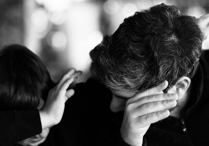 Papas reclaman por sus hijos