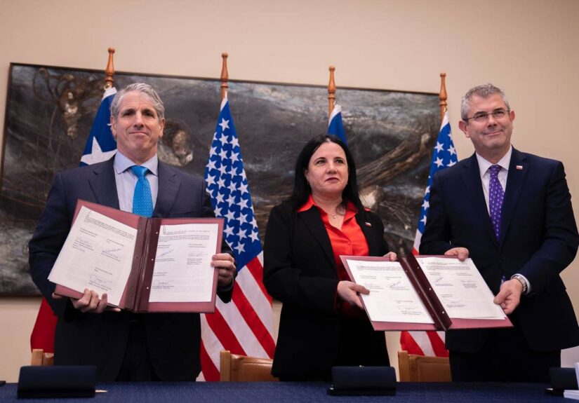 Firma de acuerdo entre EE.UU. Y Chile